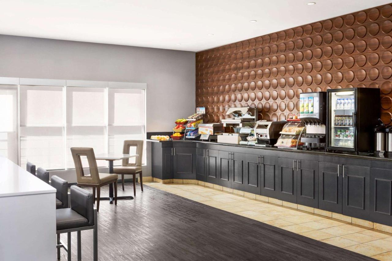 Wingate By Wyndham Lethbridge Hotell Exteriör bild