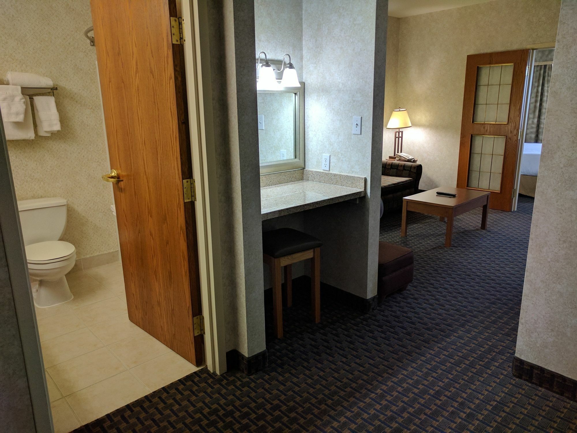 Wingate By Wyndham Lethbridge Hotell Exteriör bild